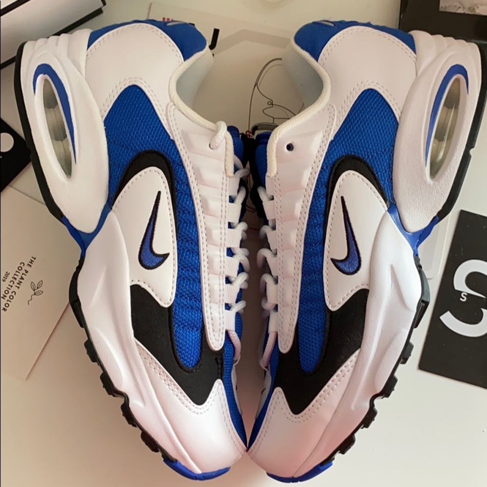 NWT Nike Air Max triax sneakers - Picture 6 of 9